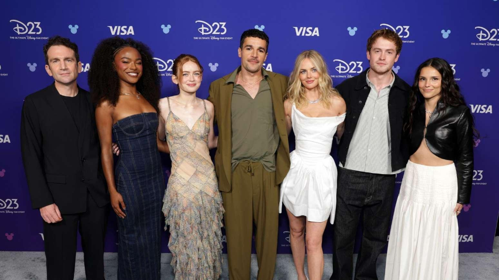 The newly announced MCU X-Men cast together at D23